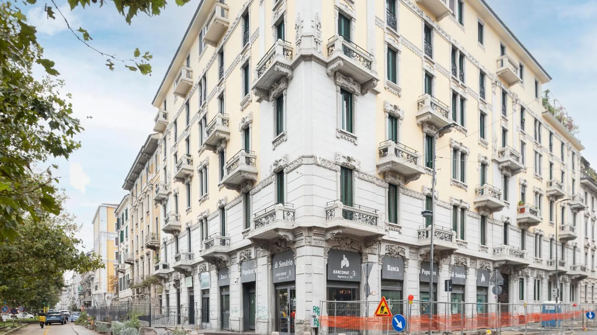 Beautiful Flat Fully Furnished In P.Ta Romana Mediolan Apartament